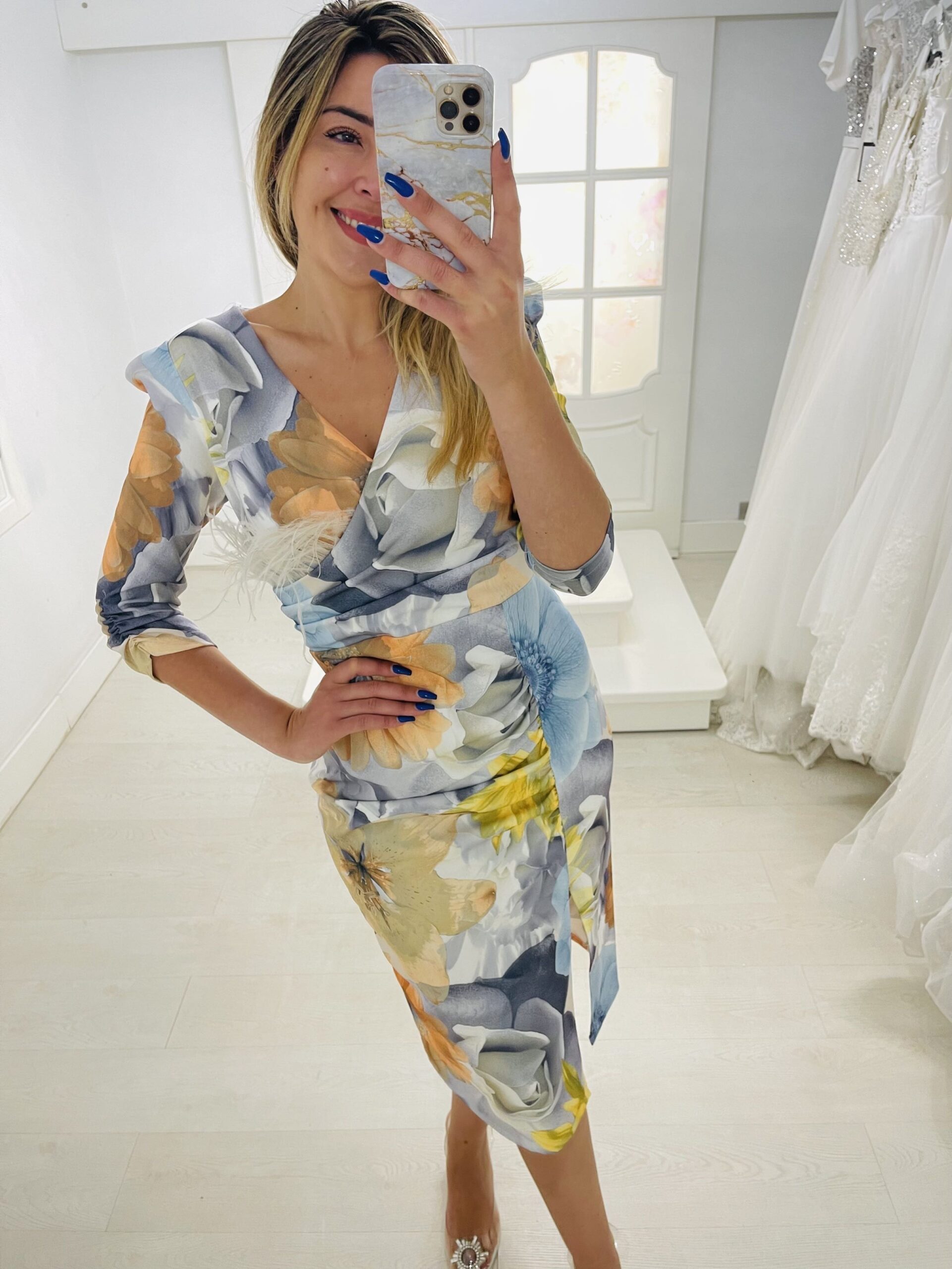 Vestido plumas midi